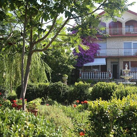 Apartment Michelle Бибинє Екстер'єр фото